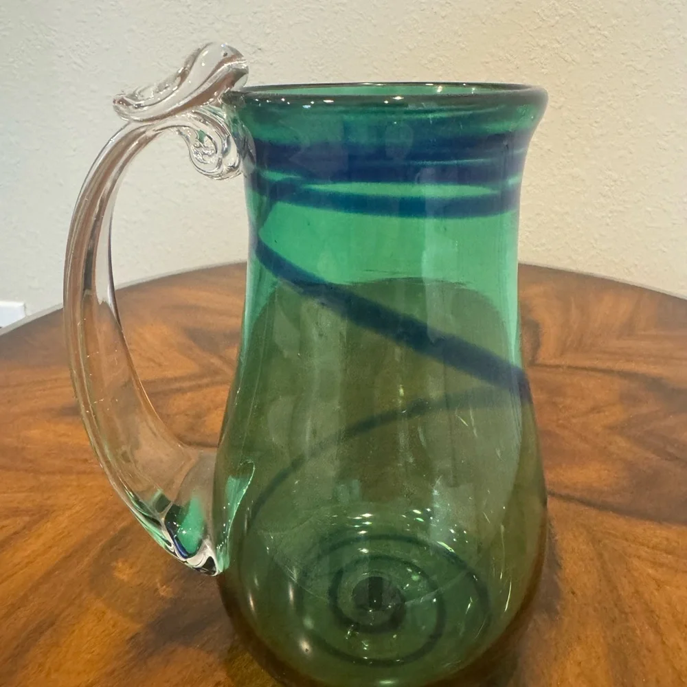 Signed Hand Blown Art Glass Green and Blue with Pontil Mark and Signature - Picture 3 of 8